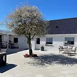 Hune Motel *