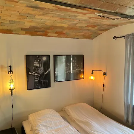 Motel Hune *